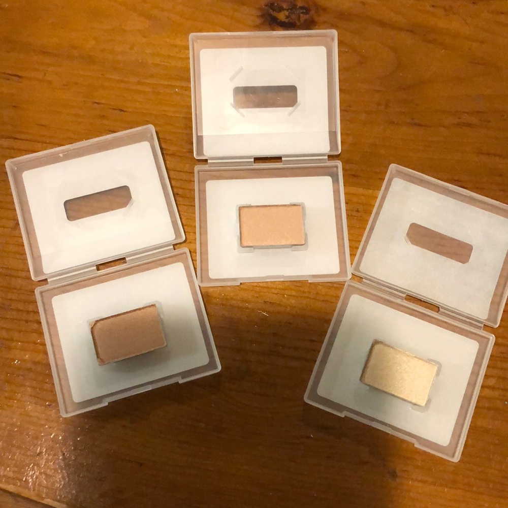 Bundle for @cassieinez